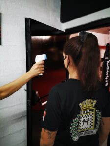 aulas de kickboxing durante período de covid 19